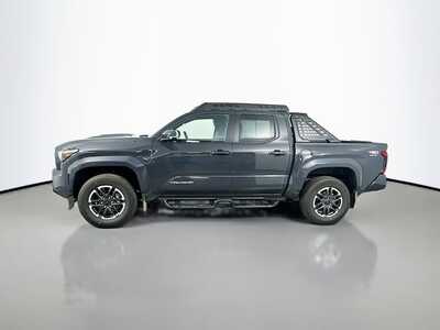 2024 Toyota Tacoma, $42682. Photo 4