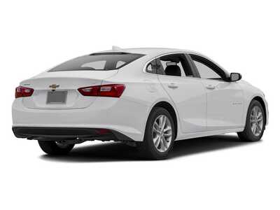 2016 Chevrolet Malibu, $10477. Photo 5