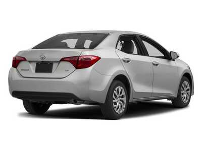 2017 Toyota Corolla, $15925. Photo 2