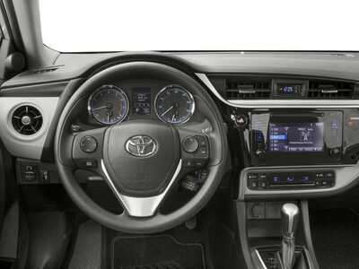 2017 Toyota Corolla, $15925. Photo 7
