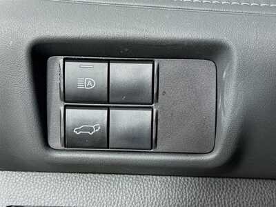 2024 Toyota Highlander, $0. Photo 10