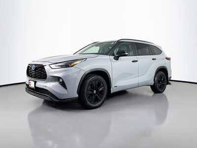 2024 Toyota Highlander, $0. Photo 3