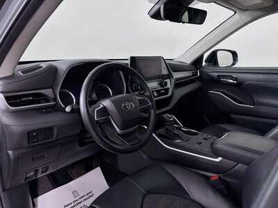 2024 Toyota Highlander, $0. Photo 9