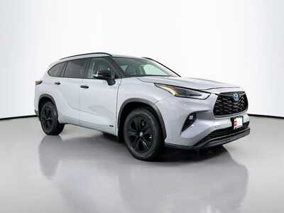 2024 Toyota Highlander, $0. Photo 1
