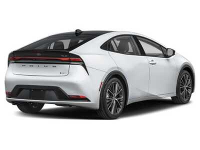 2026 Toyota Prius, $37678. Photo 5