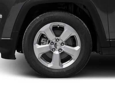 2017 Jeep New Compass, $12977. Photo 11