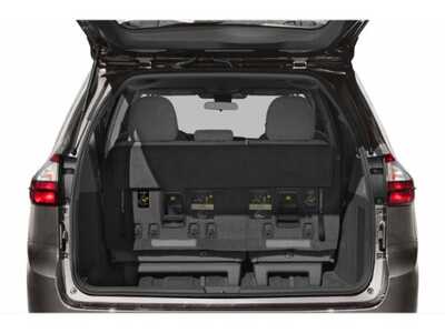 2019 Toyota Sienna, $24977. Photo 12