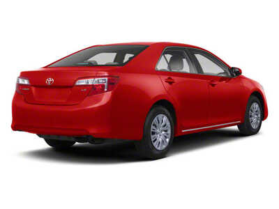 2012 Toyota Camry, $12477. Photo 2
