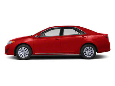 2012 Toyota Camry, $12477. Photo 3