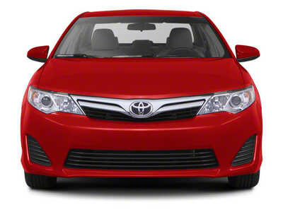 2012 Toyota Camry, $12477. Photo 4