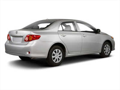 2010 Toyota Corolla, $10921. Photo 2