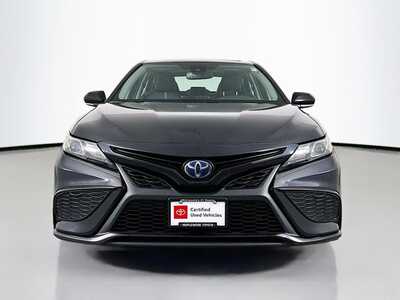 2021 Toyota Camry, $23977. Photo 2