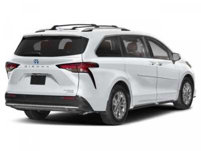 2026 Toyota Sienna, $63988. Photo 2