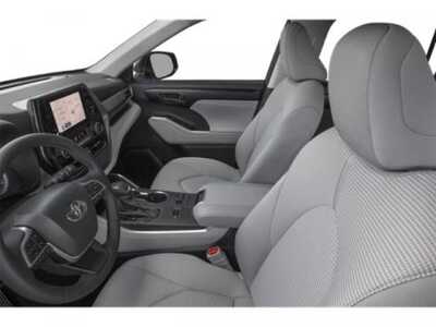 2025 Toyota Highlander, $0. Photo 8