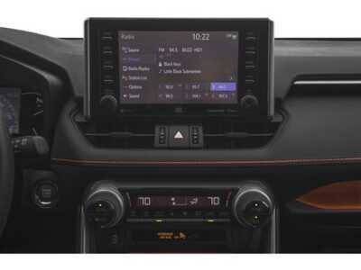 2022 Toyota RAV4, $29977. Photo 10