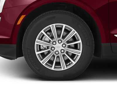 2018 Cadillac XT5, $18736. Photo 11