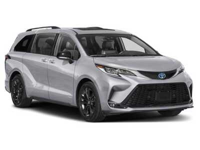 2023 Toyota Sienna, $38874. Photo 6