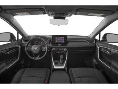 2022 Toyota RAV4, $29477. Photo 8