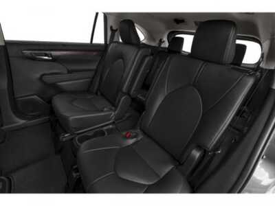 2025 Toyota Highlander, $0. Photo 12