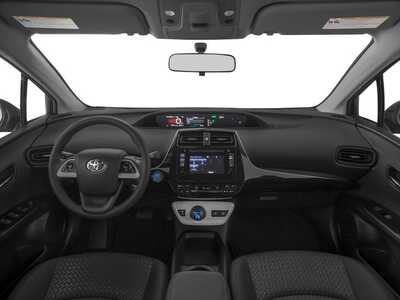 2018 Toyota Prius, $19688. Photo 8