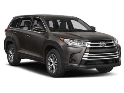 2019 Toyota Highlander, $19977. Photo 6