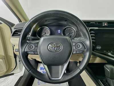2019 Toyota Camry, $27477. Photo 11