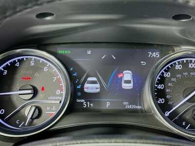 2019 Toyota Camry, $27477. Photo 12