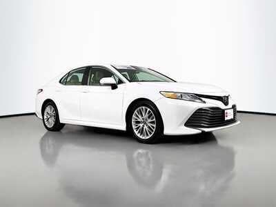 2019 Toyota Camry, $27477. Photo 1