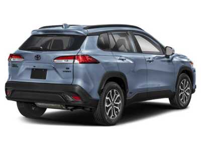 2023 Toyota Corolla Cross, $29943. Photo 2