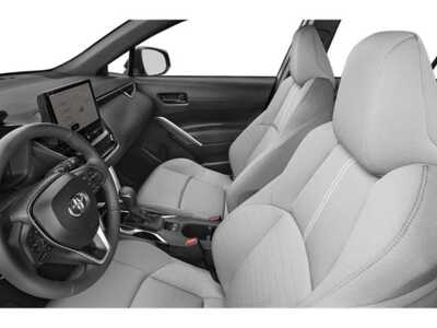 2023 Toyota Corolla Cross, $29943. Photo 9