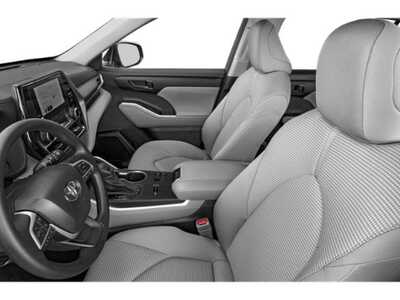 2023 Toyota Highlander, $37540. Photo 9