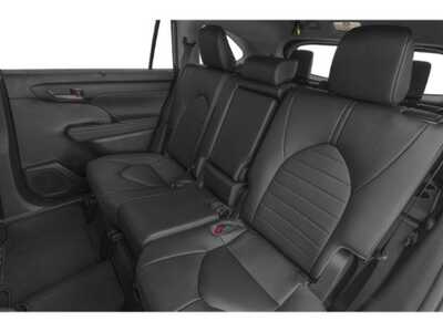 2023 Toyota Highlander, $45977. Photo 12