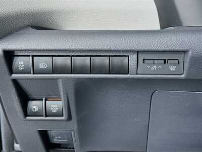 2024 Toyota Sienna, $43977. Photo 10