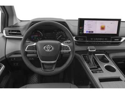 2026 Toyota Sienna, $51000. Photo 9