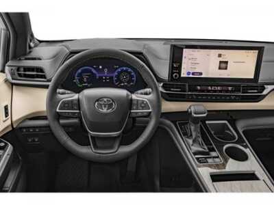 2026 Toyota Sienna, $58658. Photo 9