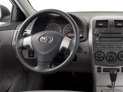 2013 Toyota Corolla, $10977. Photo 6