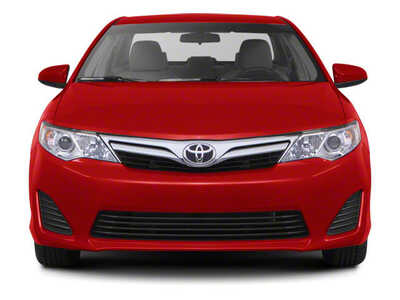 2012 Toyota Camry, $12147. Photo 4