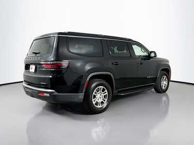 2022 Jeep Wagoneer, $0. Photo 7