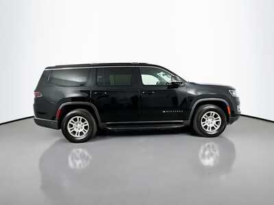 2022 Jeep Wagoneer, $0. Photo 8