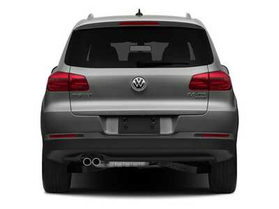 2016 Volkswagen Tiguan, $7977. Photo 5