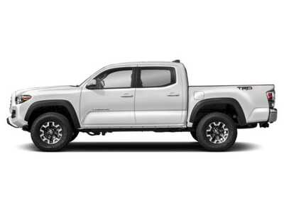 2023 Toyota Tacoma, $42977. Photo 3