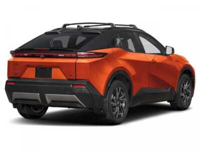 2026 Toyota C-HR, $43609. Photo 2