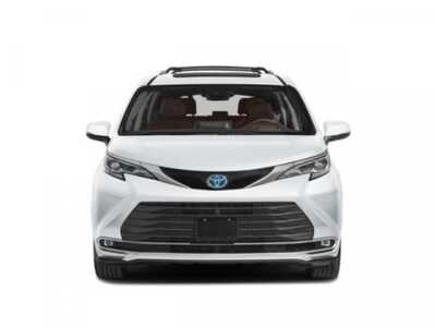 2026 Toyota Sienna, $61714. Photo 4