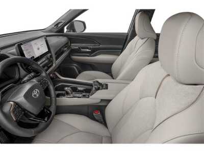2026 Toyota Grand Highlander, $0. Photo 9