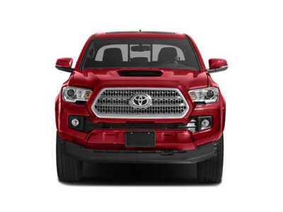 2018 Toyota Tacoma, $37477. Photo 4