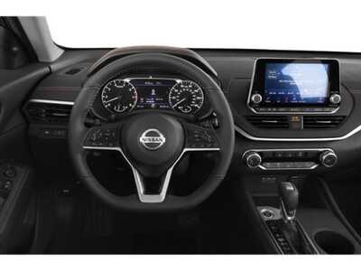 2022 Nissan Altima, $18977. Photo 10
