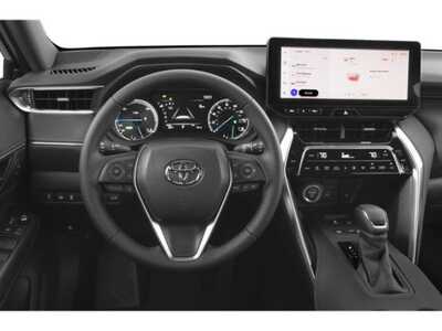 2023 Toyota Venza, $37977. Photo 7