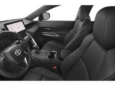 2023 Toyota Venza, $37977. Photo 9