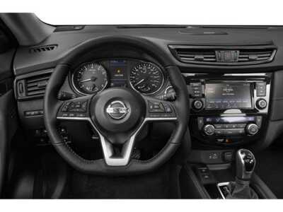 2020 Nissan Rogue, $15977. Photo 10