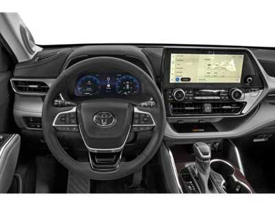2023 Toyota Highlander, $43977. Photo 7